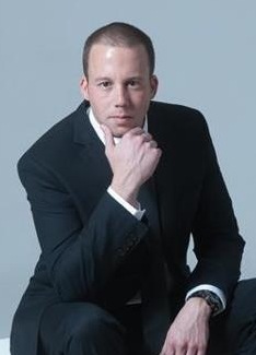 Adv. Ariel Tzatzkes