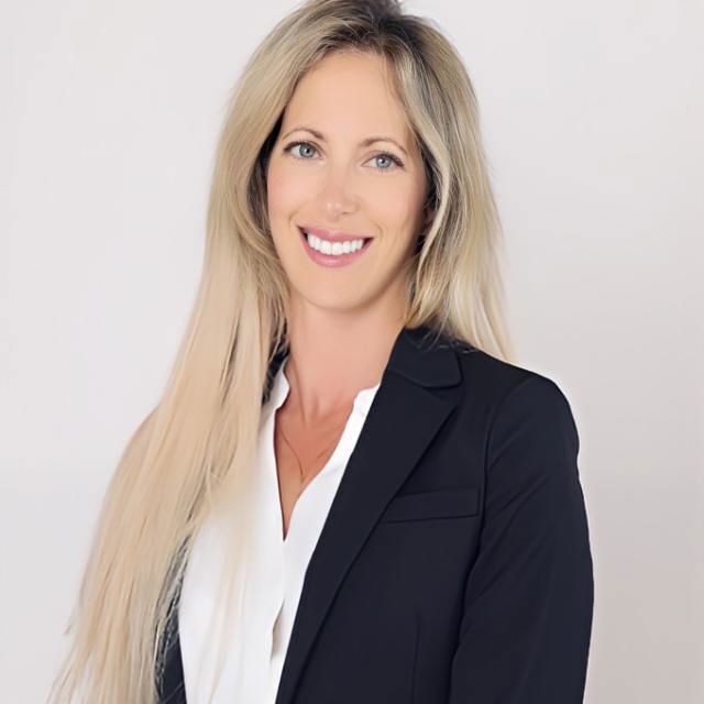 Adv. Tslil Weinstein