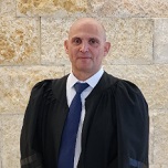 Adv. Lior Gefen