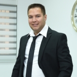 Advocate Guy Schatzberg