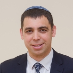 Avinaam Goelman Law Office and Notary