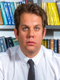 Adv. Avi Menkes