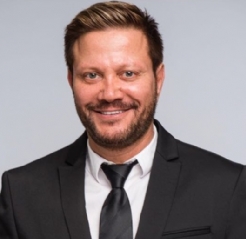 Adv. Ran Reichman